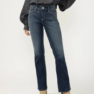 White House Black Market Slim Boot Cut Jeans NWT 00R Size XS Soft Fabric WHBM